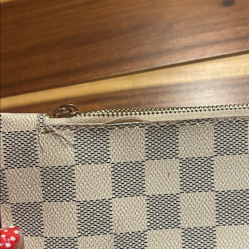 Louis Vuitton Checkered Wristlet Pouch - Picture 6 of 6